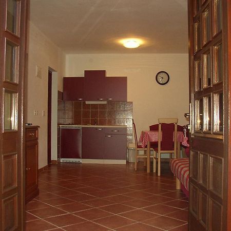 Apartments Jadranka Пула Экстерьер фото